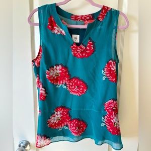 Cabi V-Neck Sleeveless Floral Blouse - Size: Medium | Bundle Cabi for Discounts!